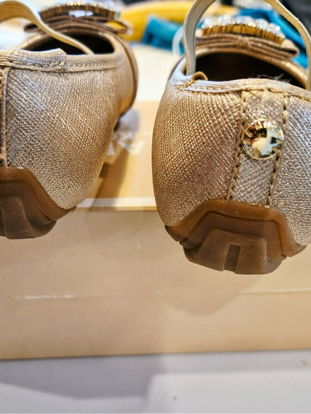 Michael Kors Girls' Gold Jewel Strap Ballet Flats 7 tolde
